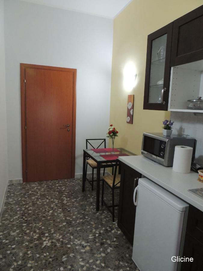 Oleandro E Glicine Appartement Lecce Buitenkant foto