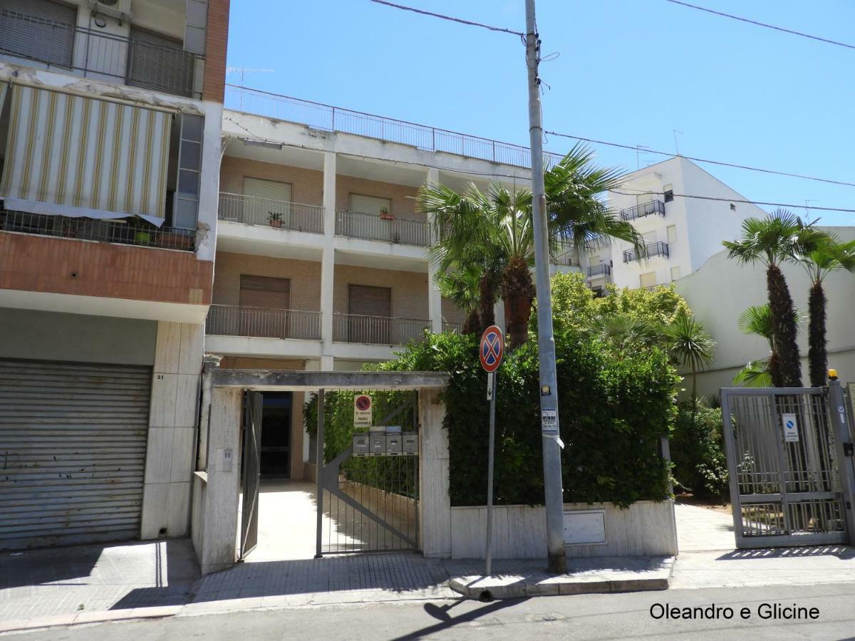 Oleandro E Glicine Appartement Lecce Buitenkant foto